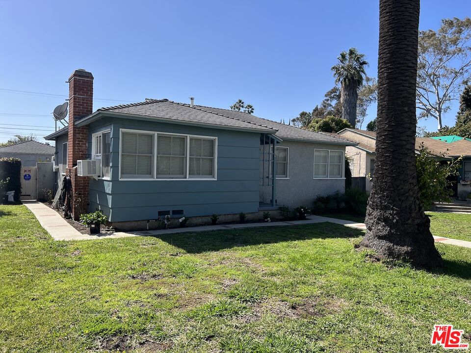 2929 Westwood Blvd