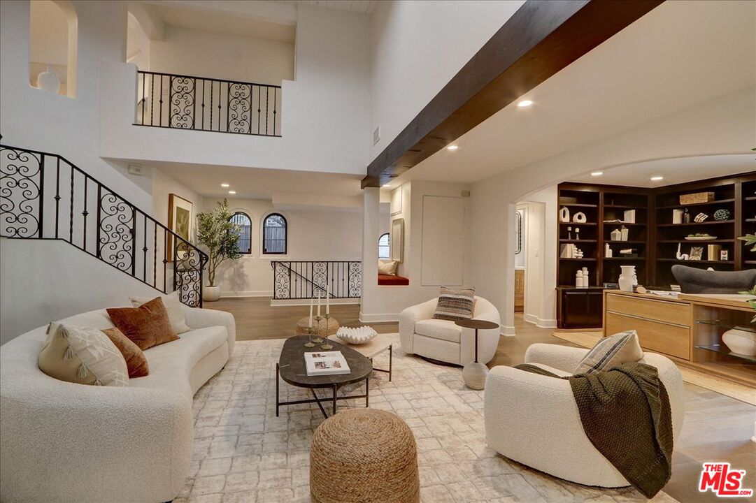 10353 Mississippi Ave