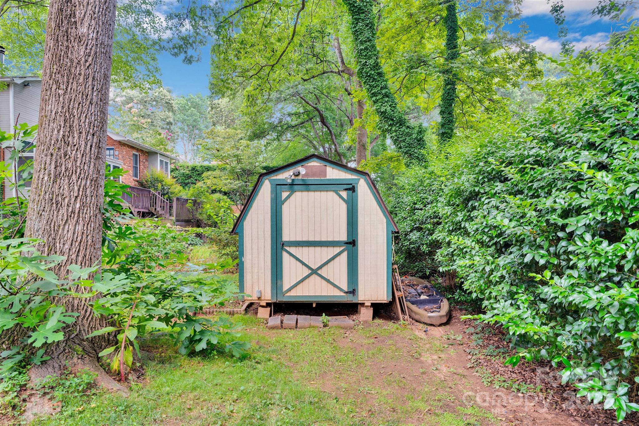 470 17th Avenue Drive NE Unit: LOT 6