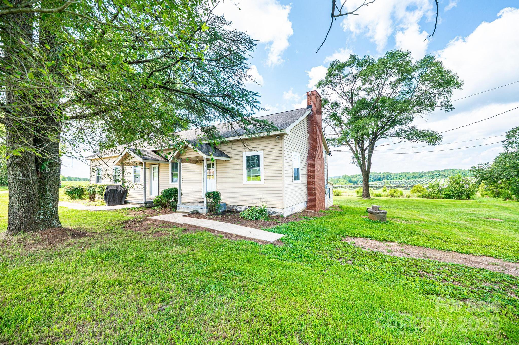 5325 NC 16 Highway N