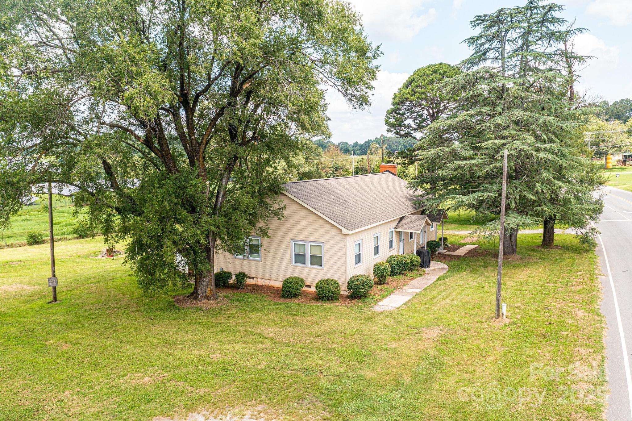 5325 NC 16 Highway N