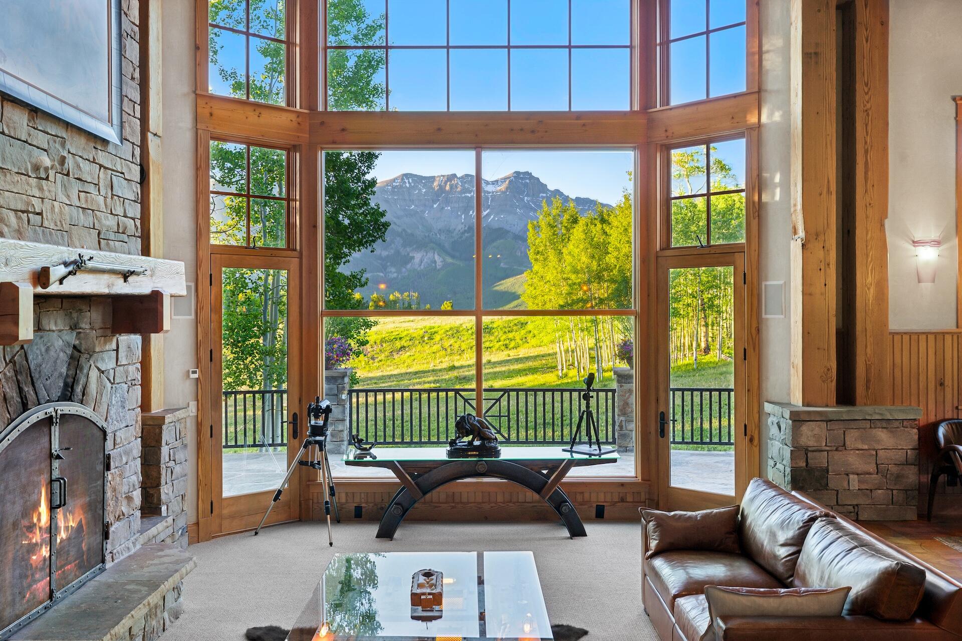 112 Snowfield Drive