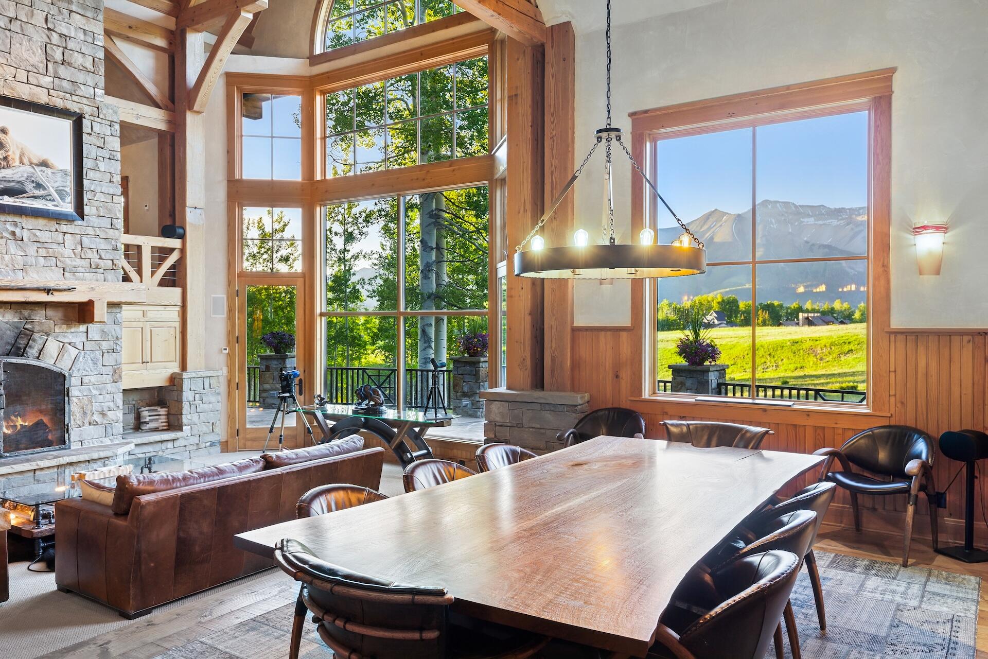 112 Snowfield Drive