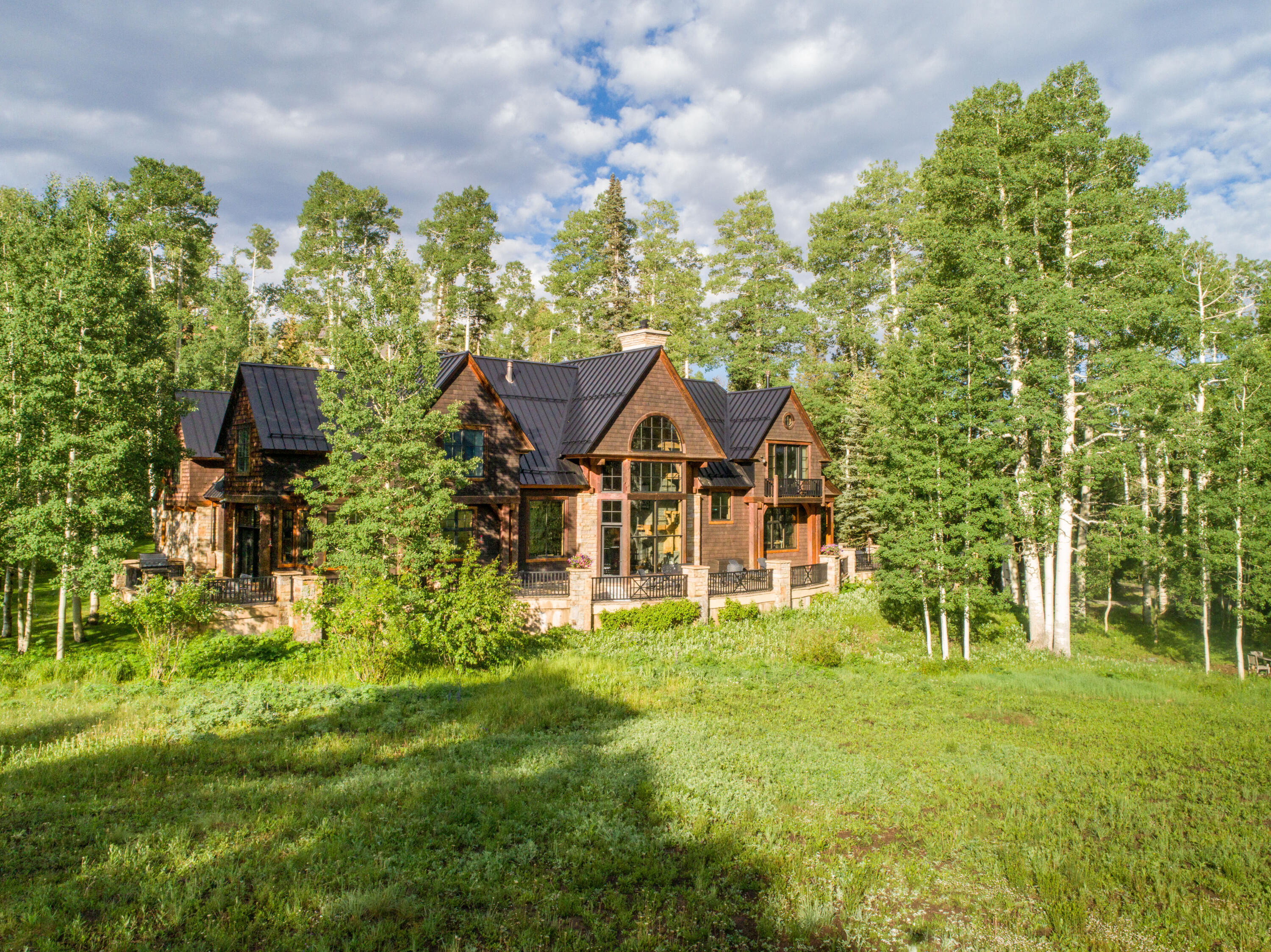 112 Snowfield Drive