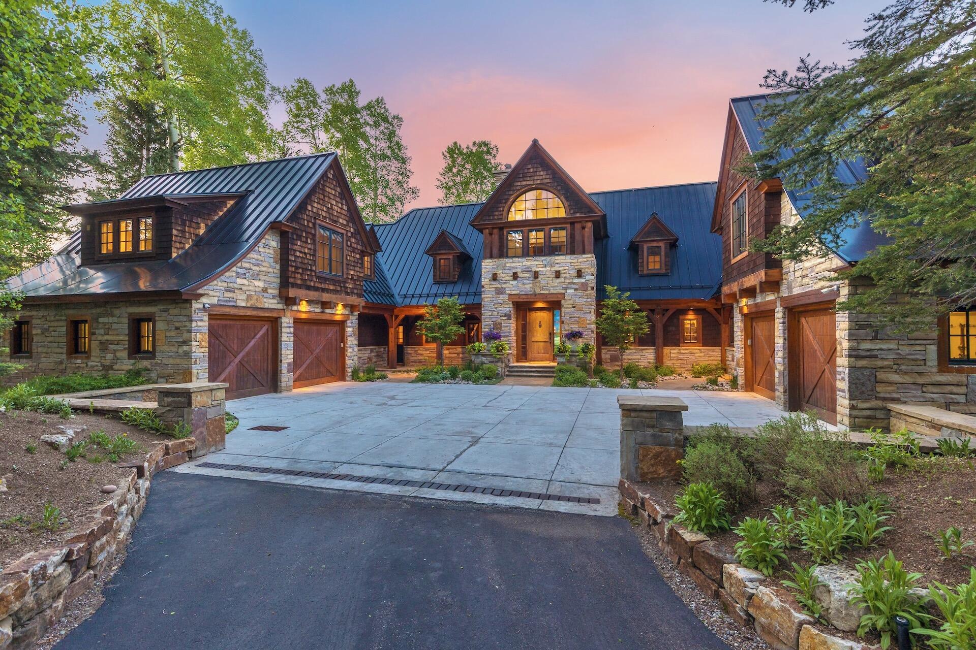 112 Snowfield Drive