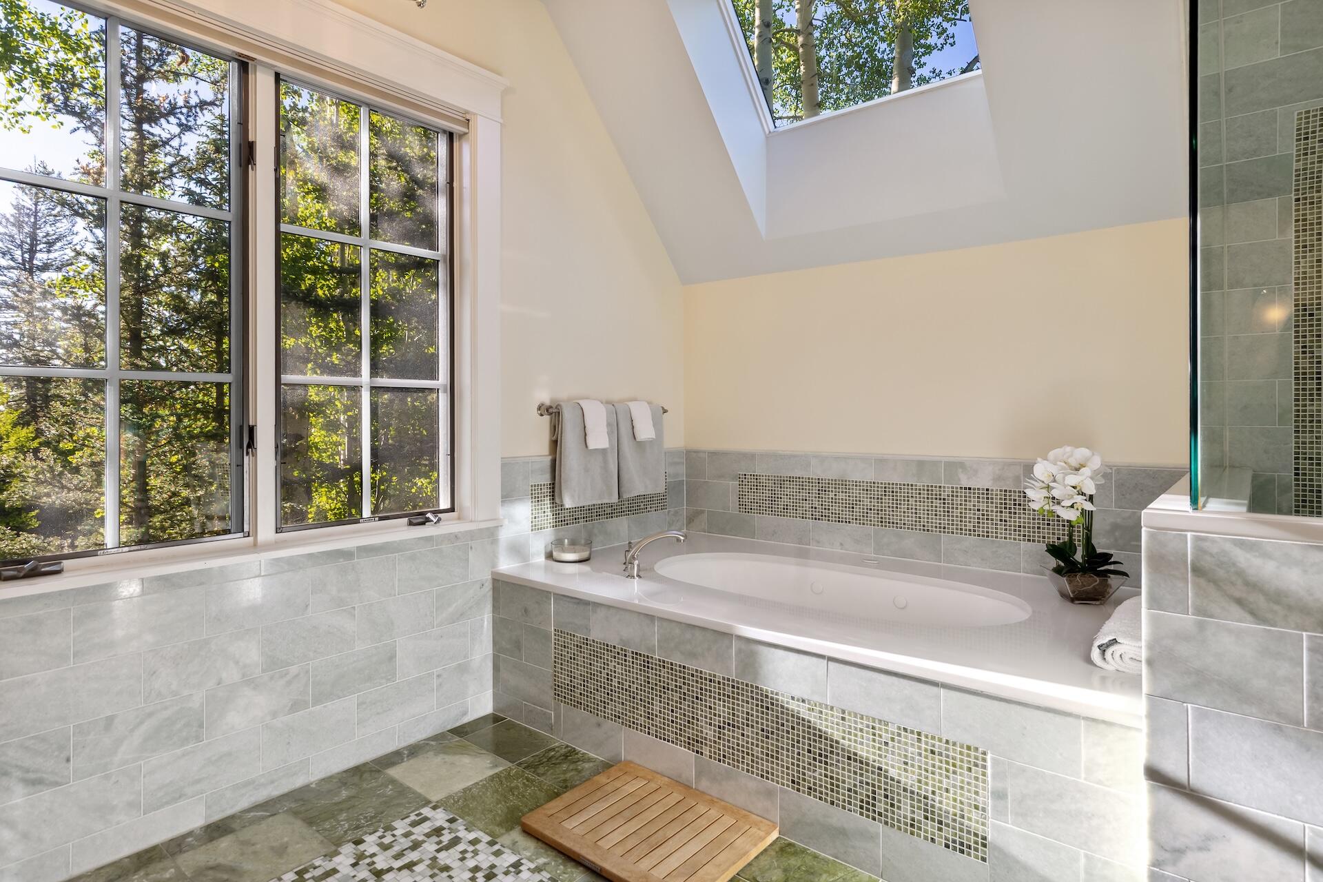 112 Snowfield Drive