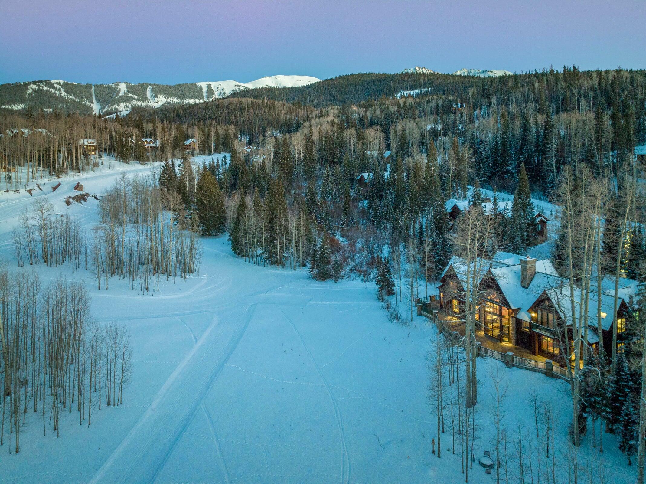 112 Snowfield Drive
