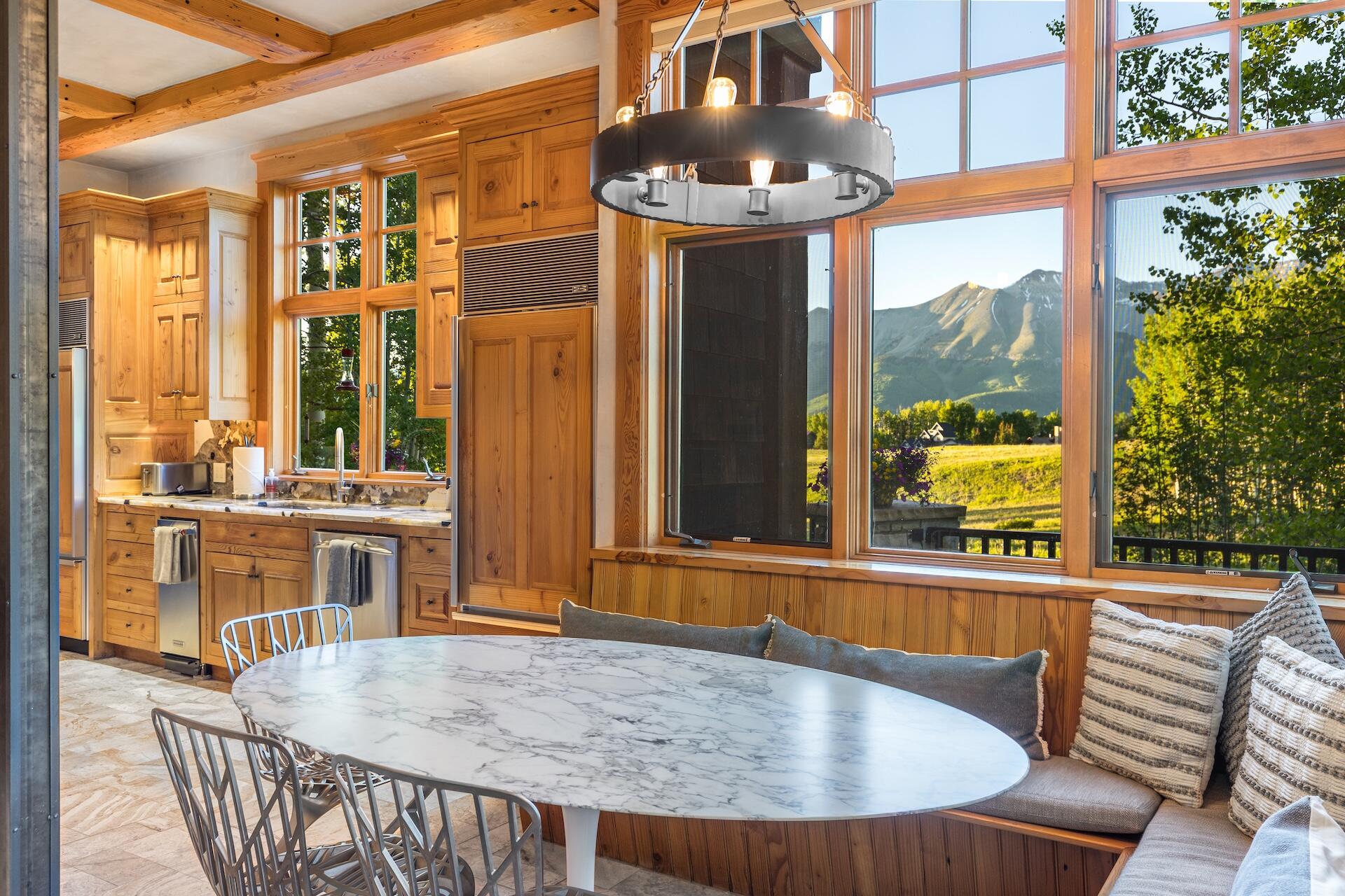 112 Snowfield Drive