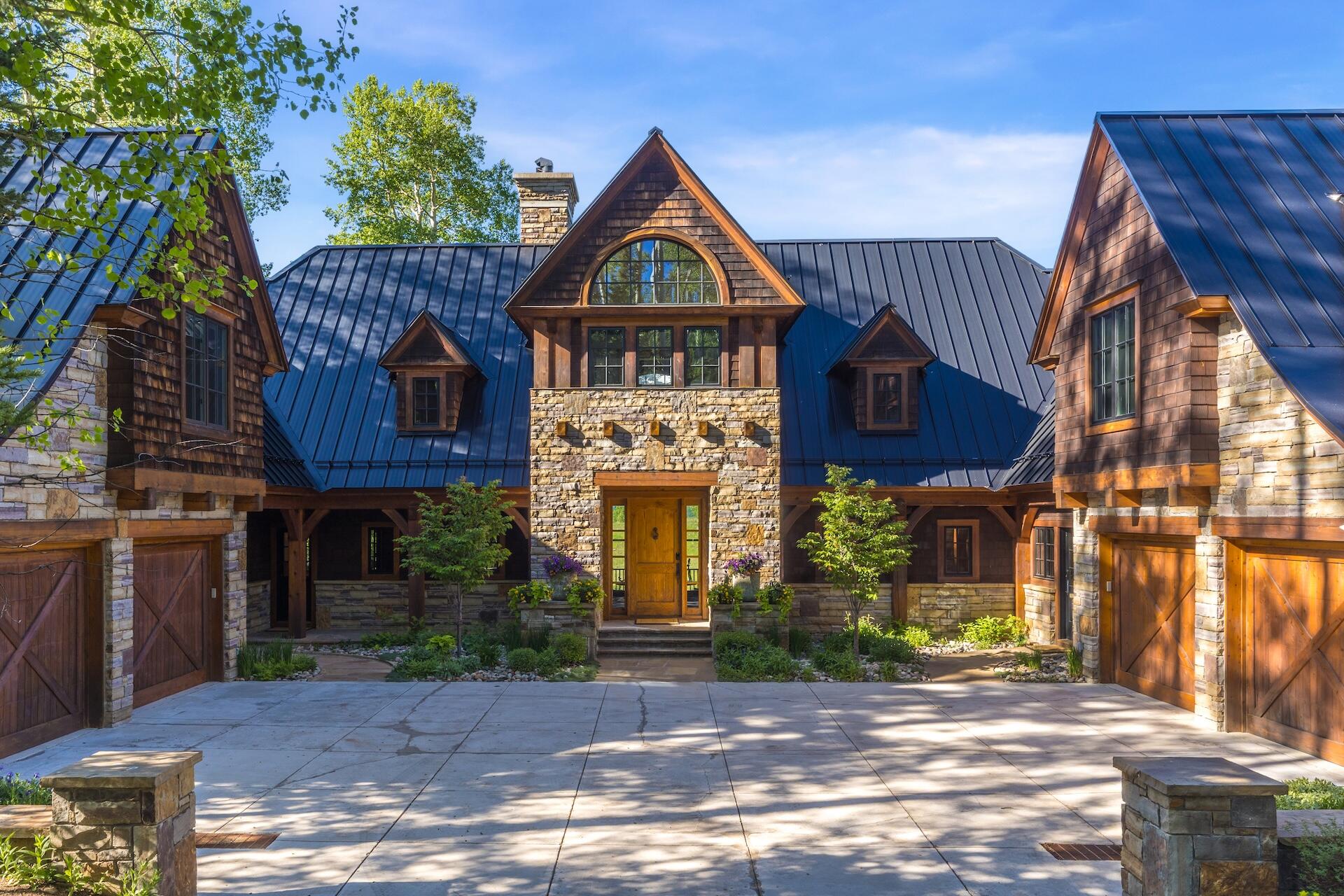 112 Snowfield Drive