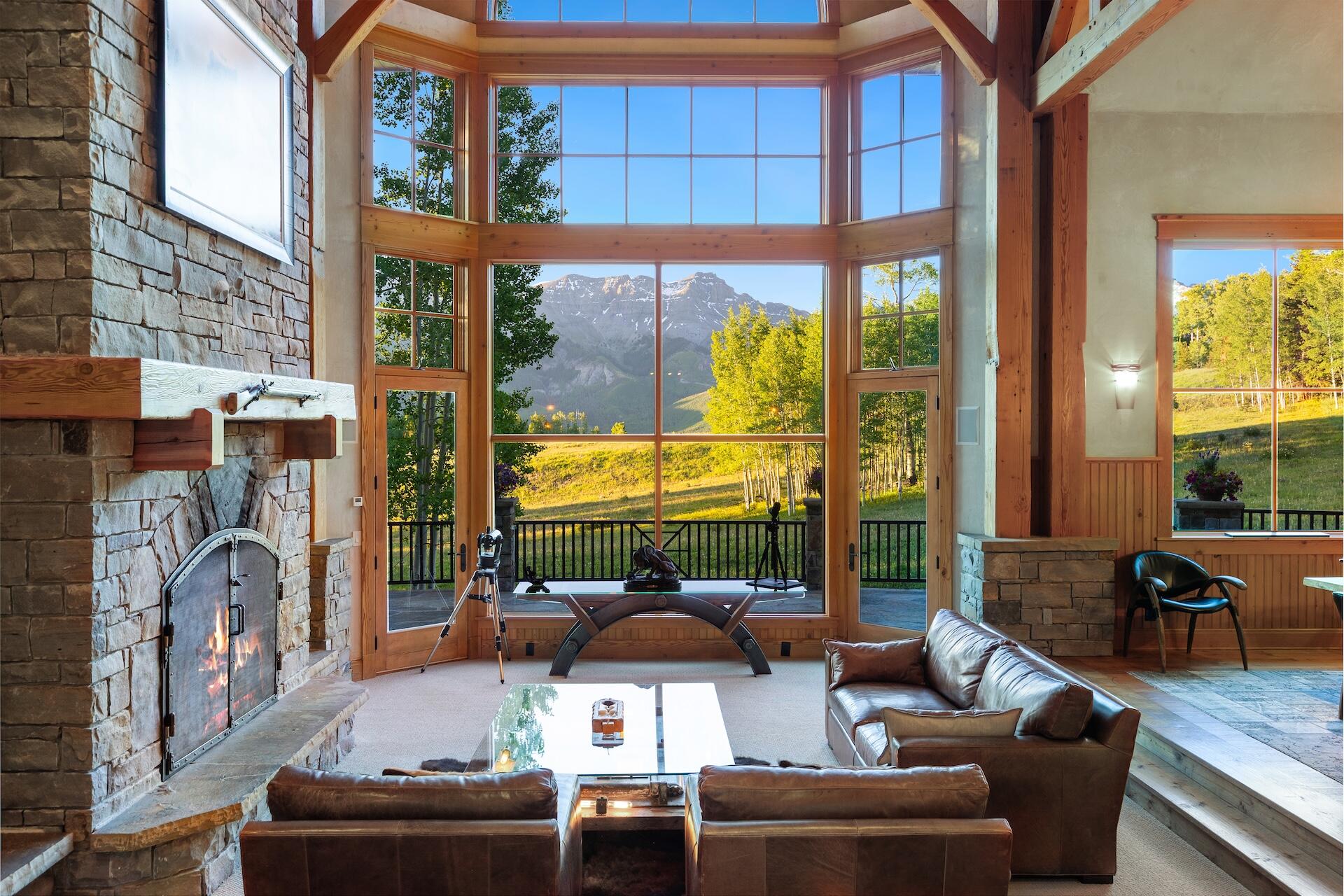 112 Snowfield Drive