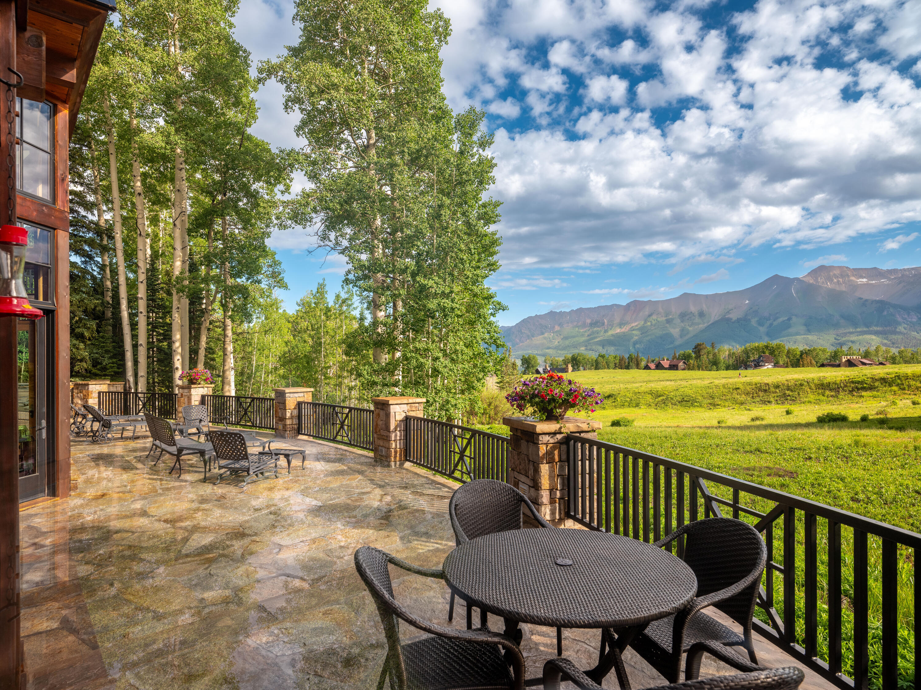 112 Snowfield Drive