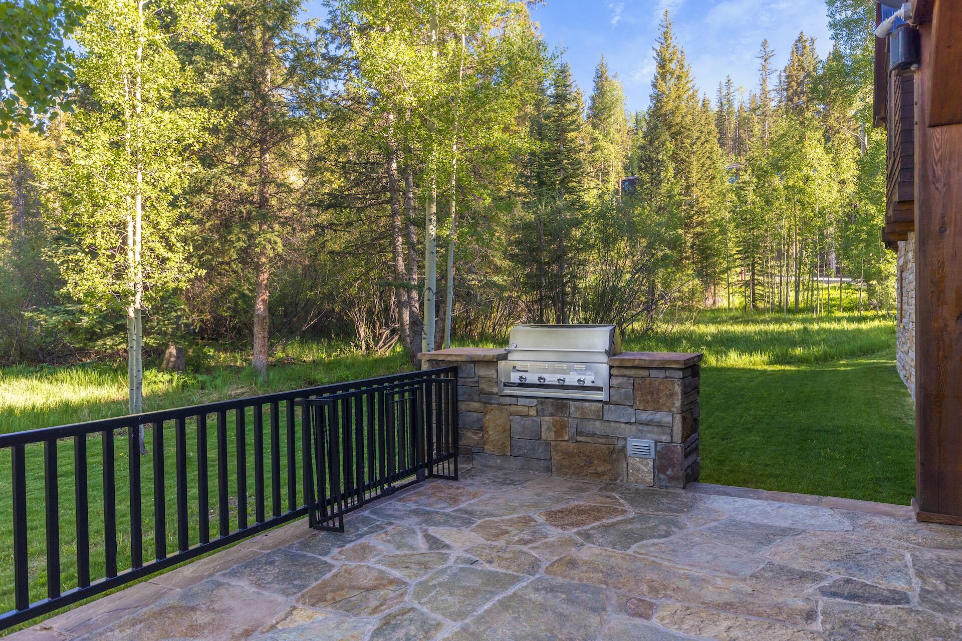 112 Snowfield Drive