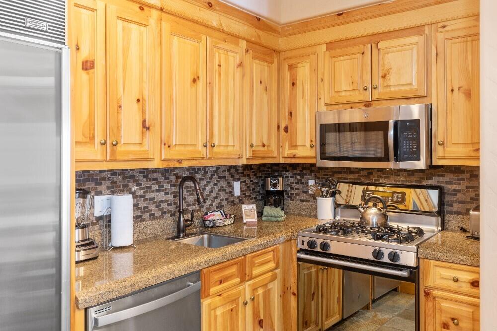 457 Mountain Village Boulevard