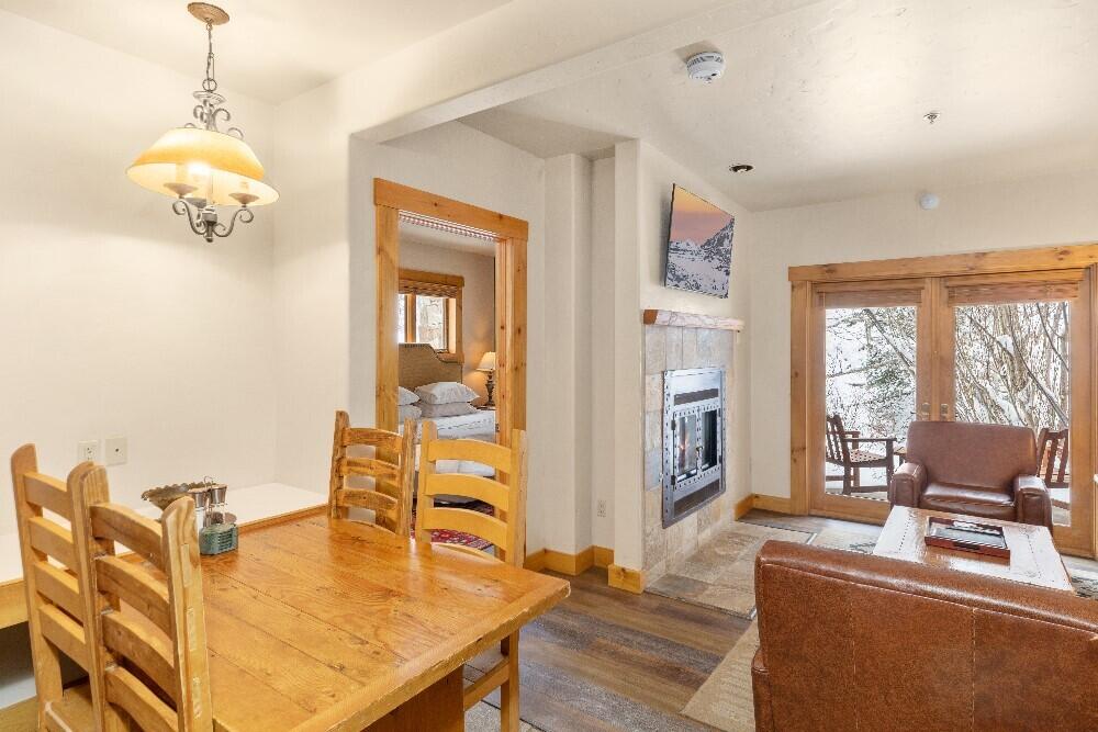 457 Mountain Village Boulevard