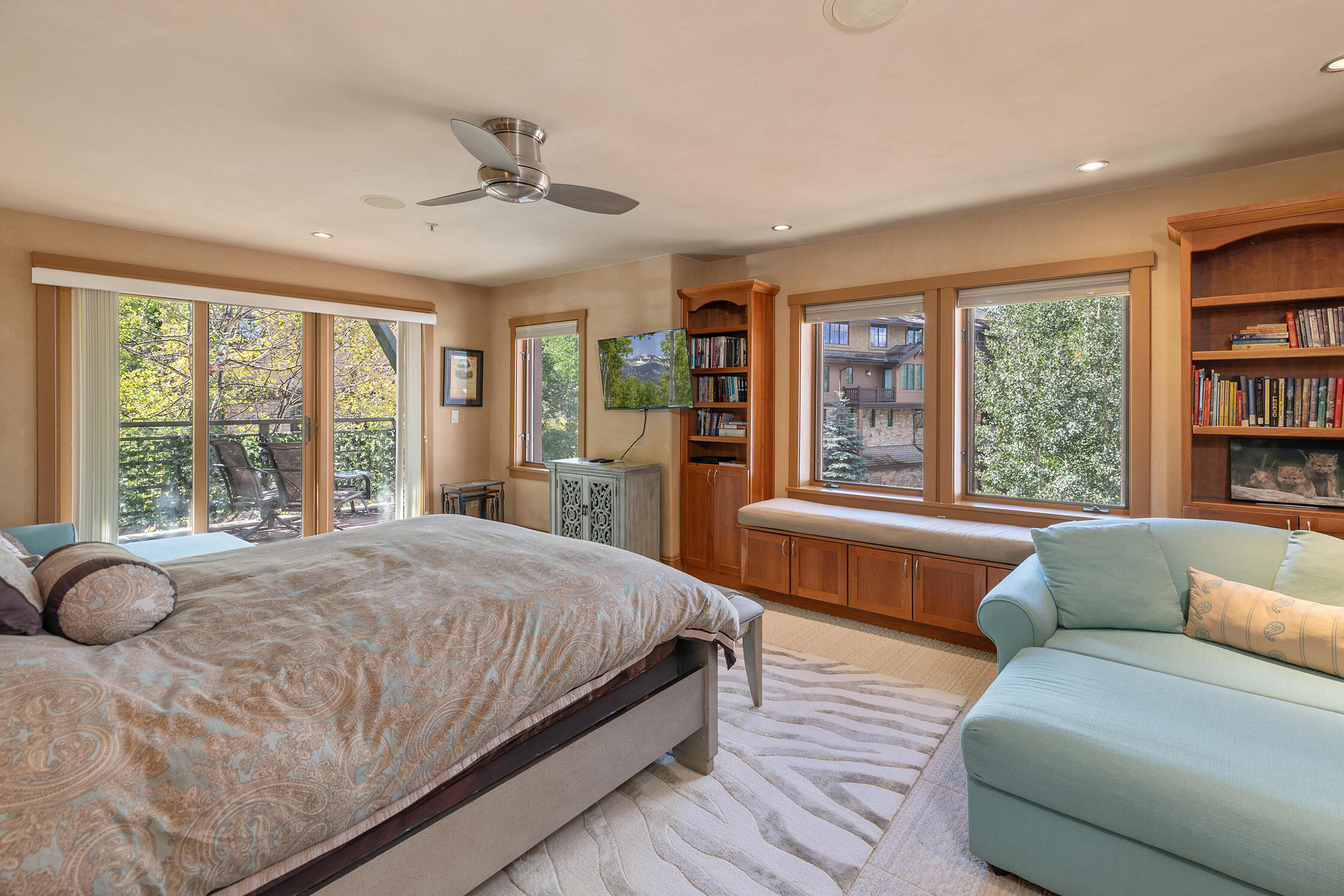 117 Lost Creek Lane
