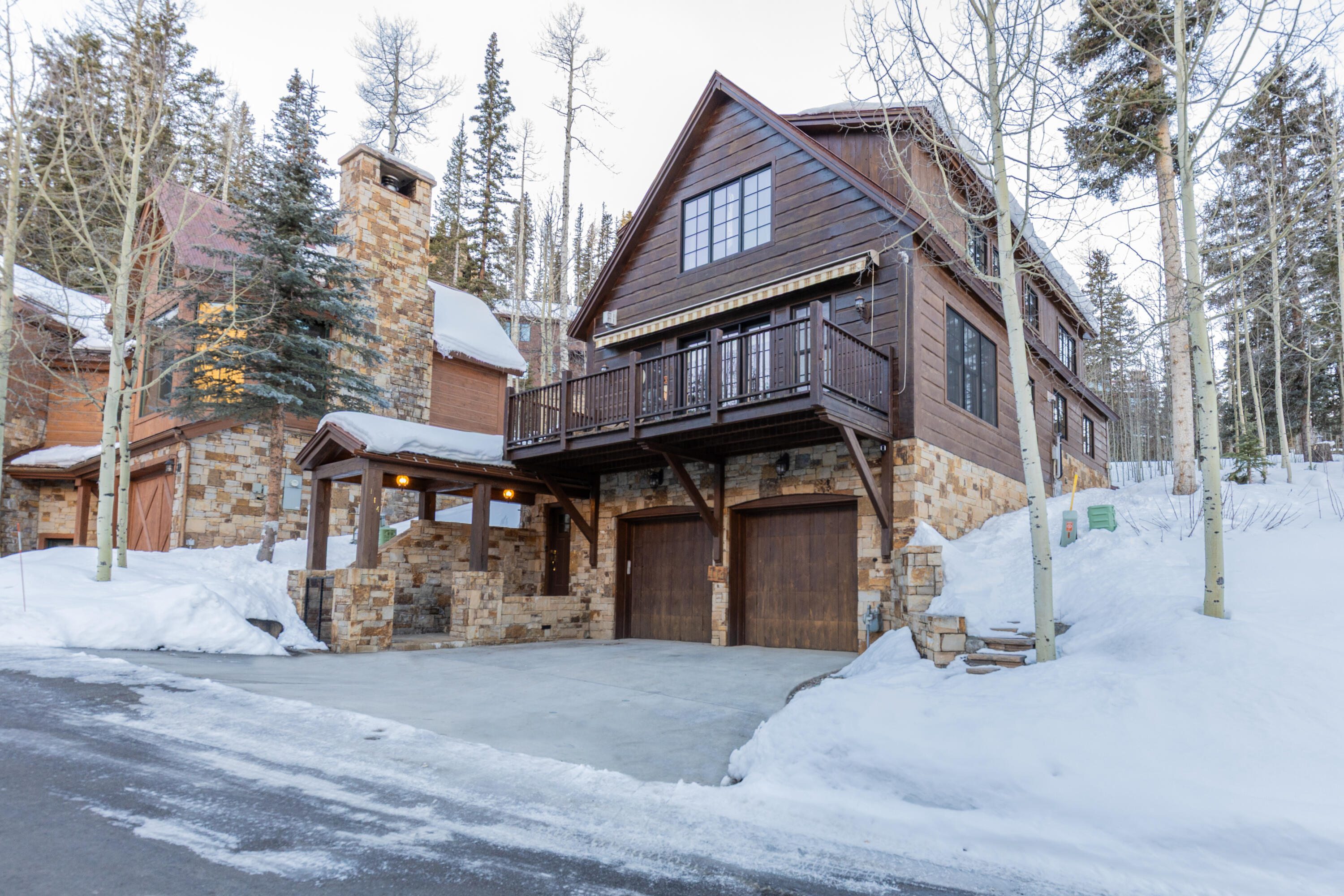 114 Cabins Lane