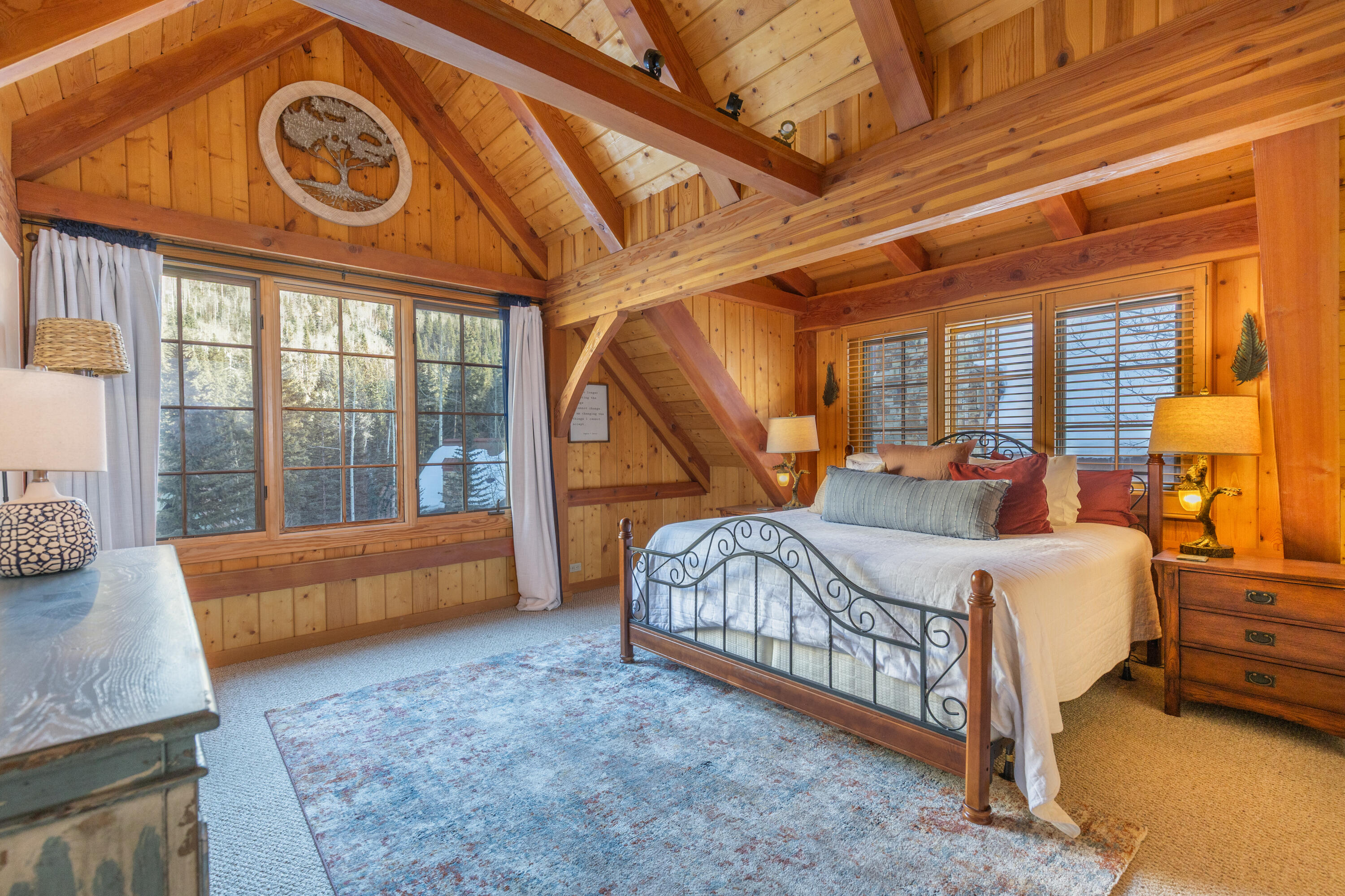 114 Cabins Lane