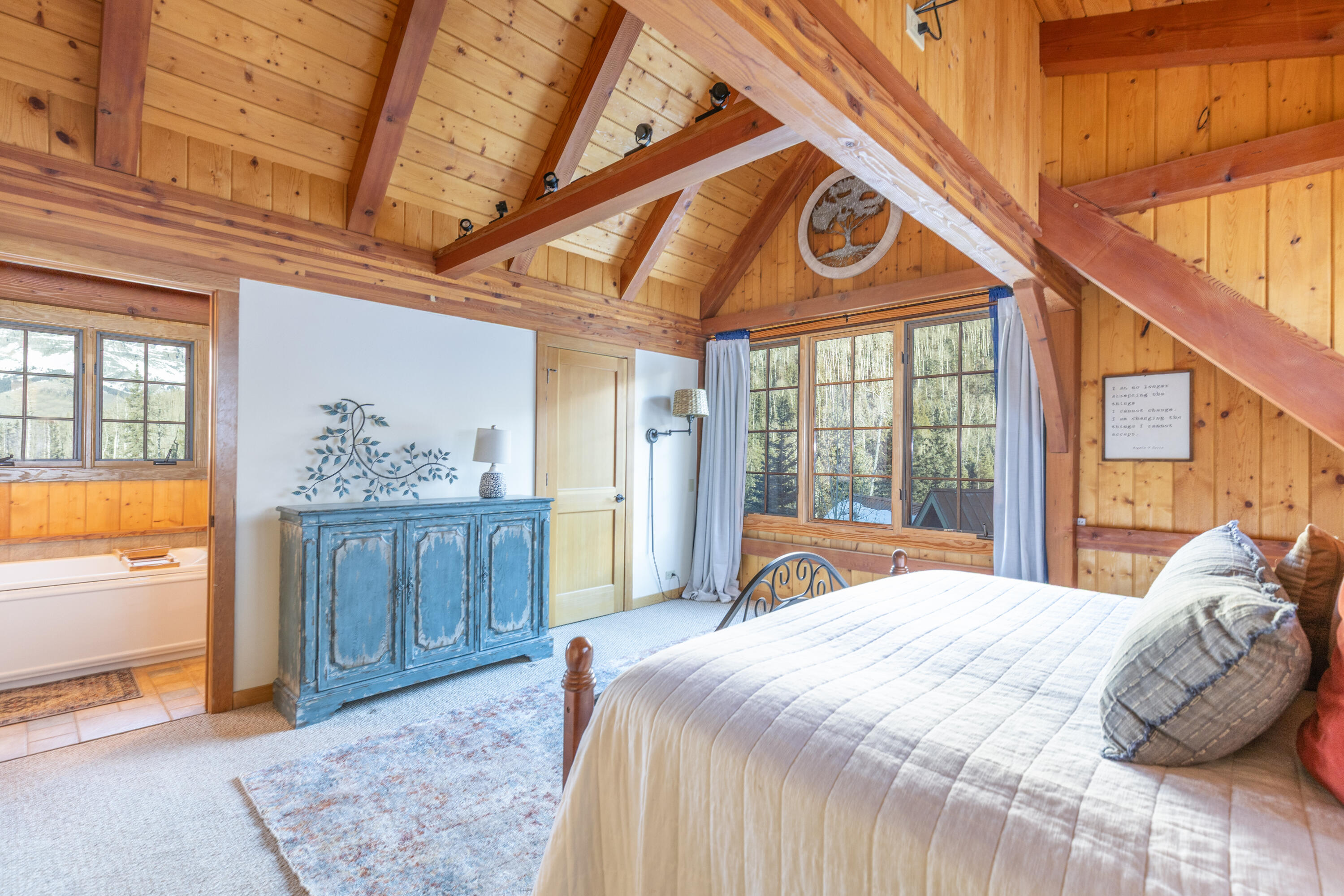 114 Cabins Lane
