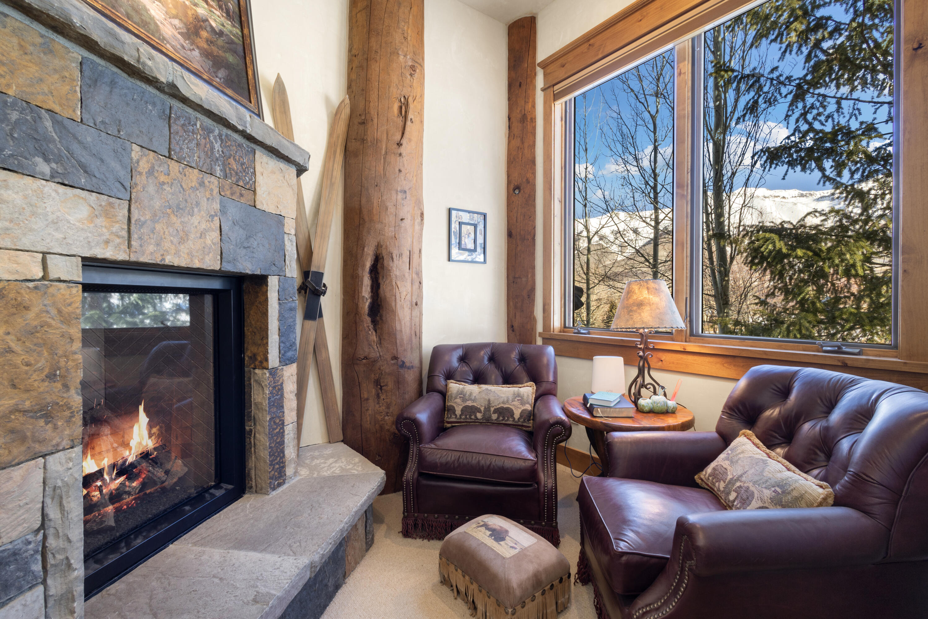 108 Lone Fir Lane