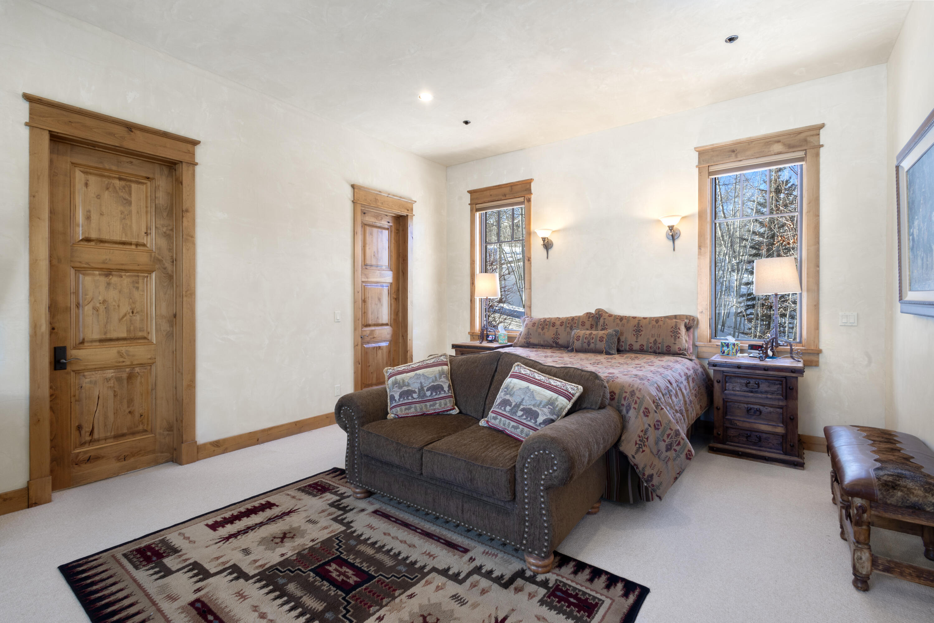 108 Lone Fir Lane