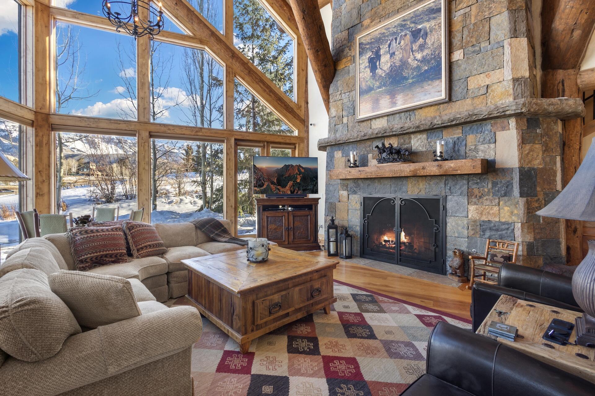 108 Lone Fir Lane