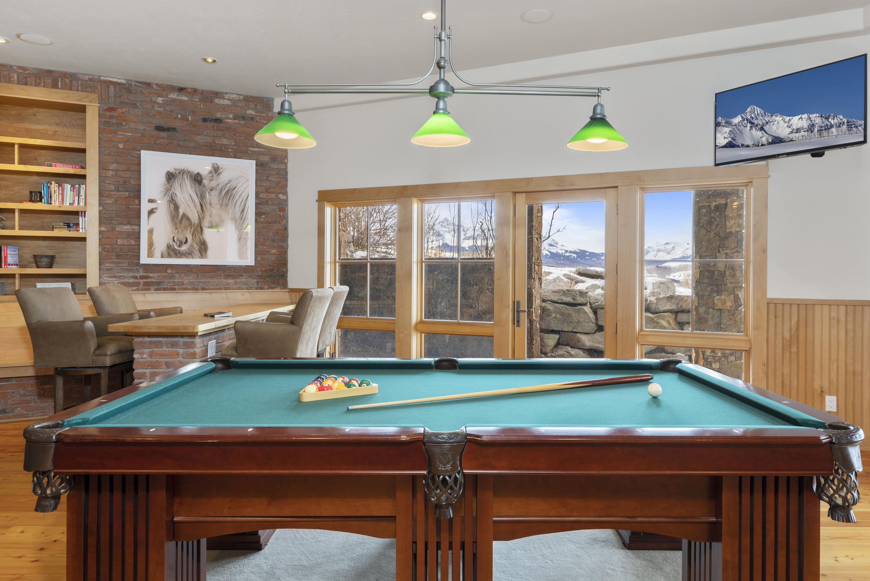 140 W Serapio Drive