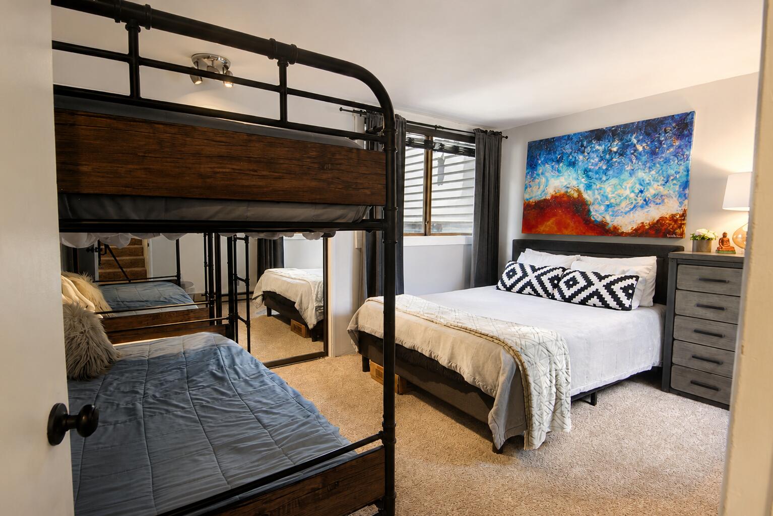 747 W Pacific. Unit 331 Avenue
