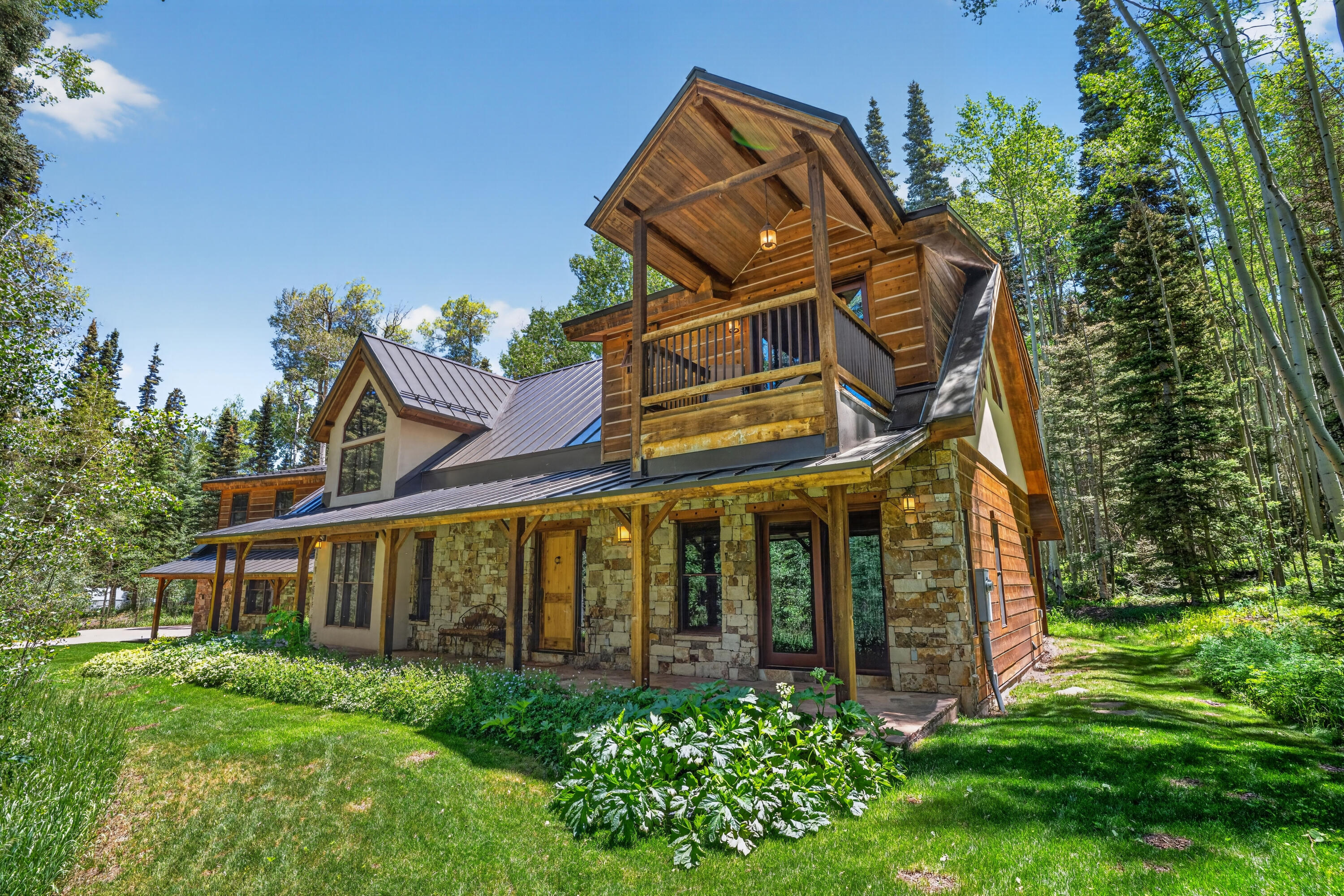 110 Saddle Horn Lane