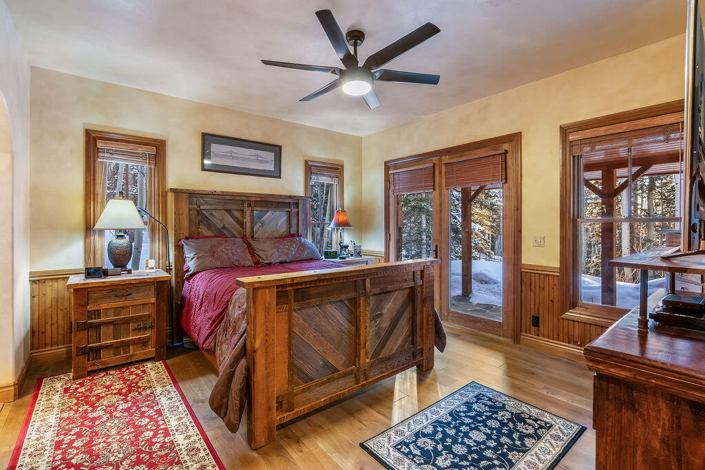 110 Saddle Horn Lane