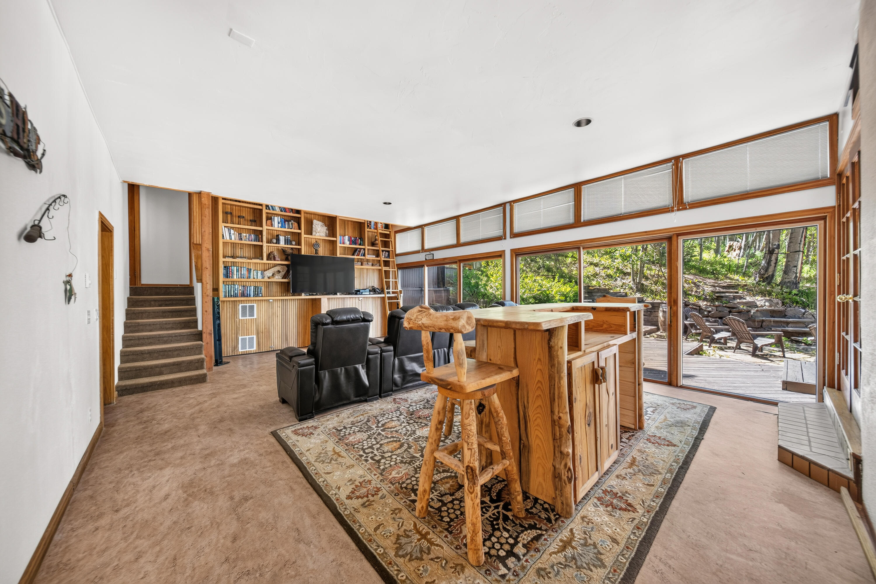 373 Quakey Lane