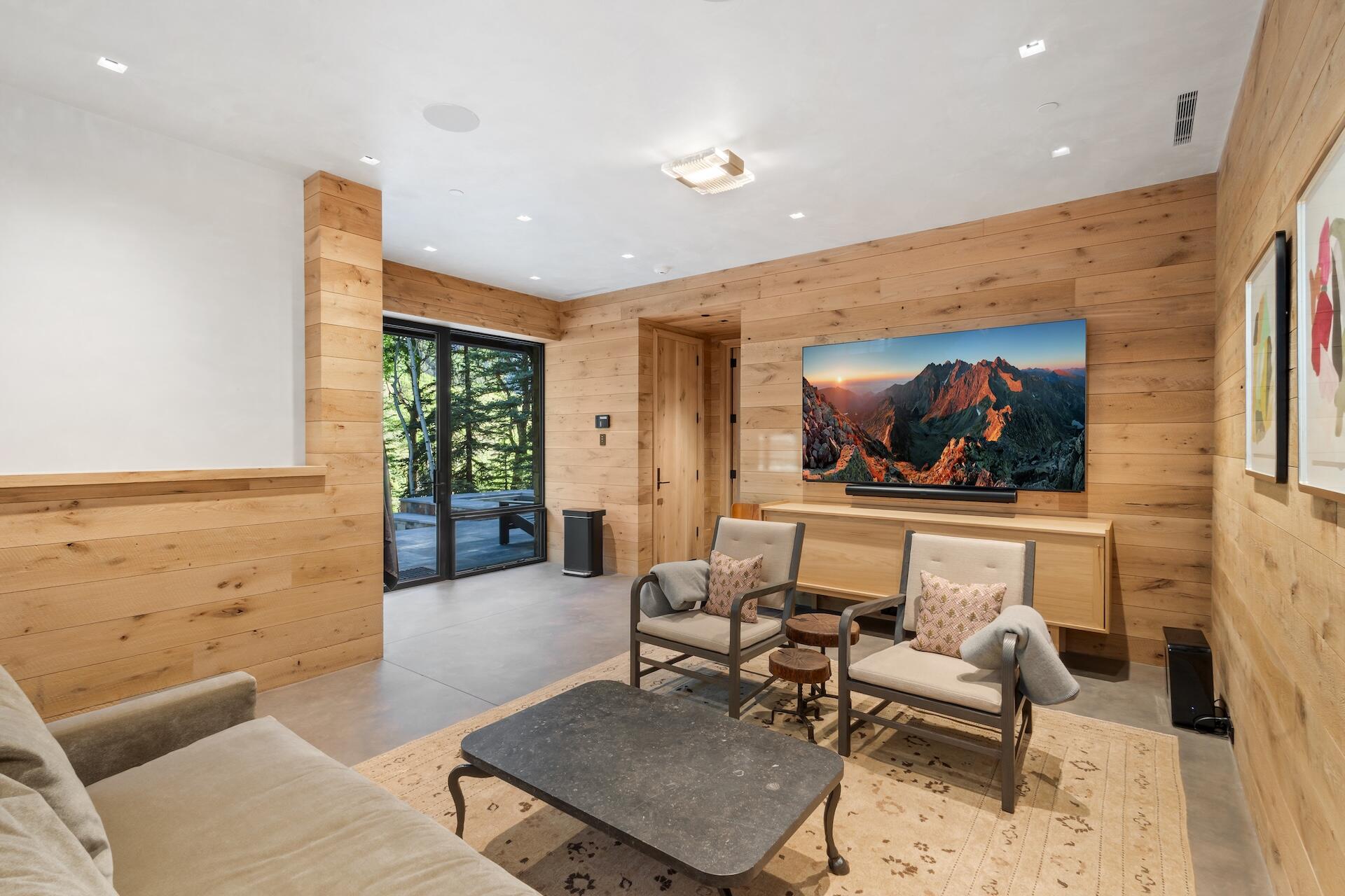 105 Pandora Lane
