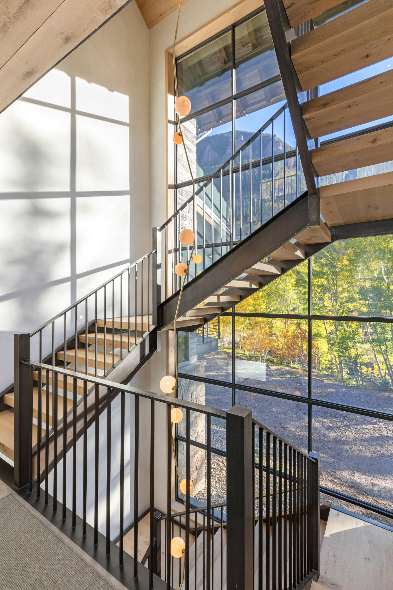 105 Pandora Lane