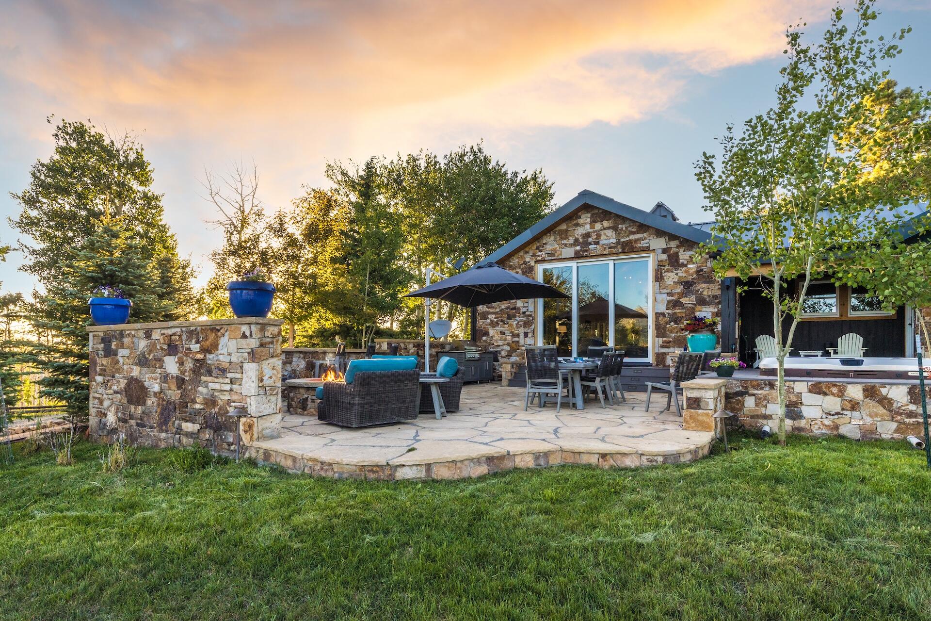 3289 Laughing Dog Road
