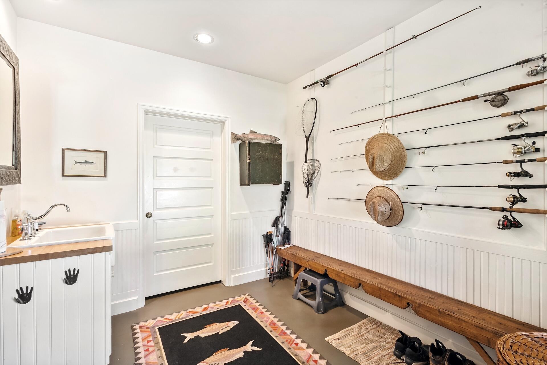 3289 Laughing Dog Road