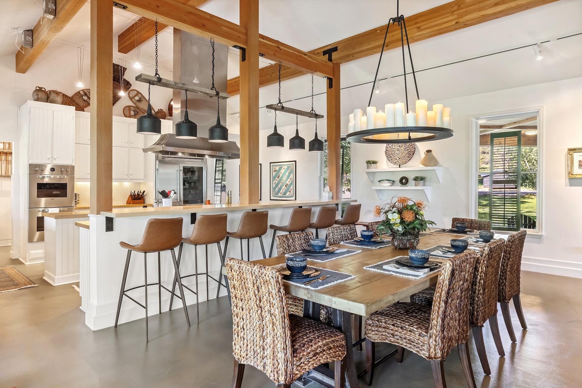 3289 Laughing Dog Road