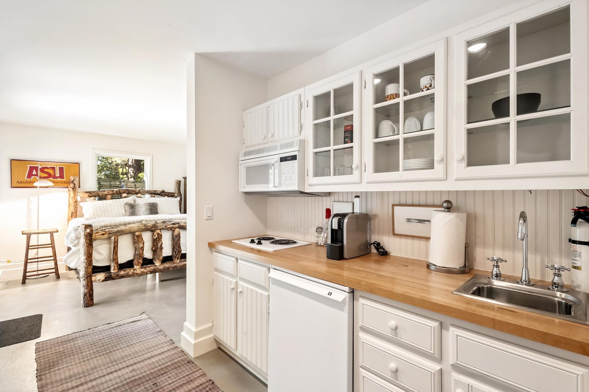 3289 Laughing Dog Road