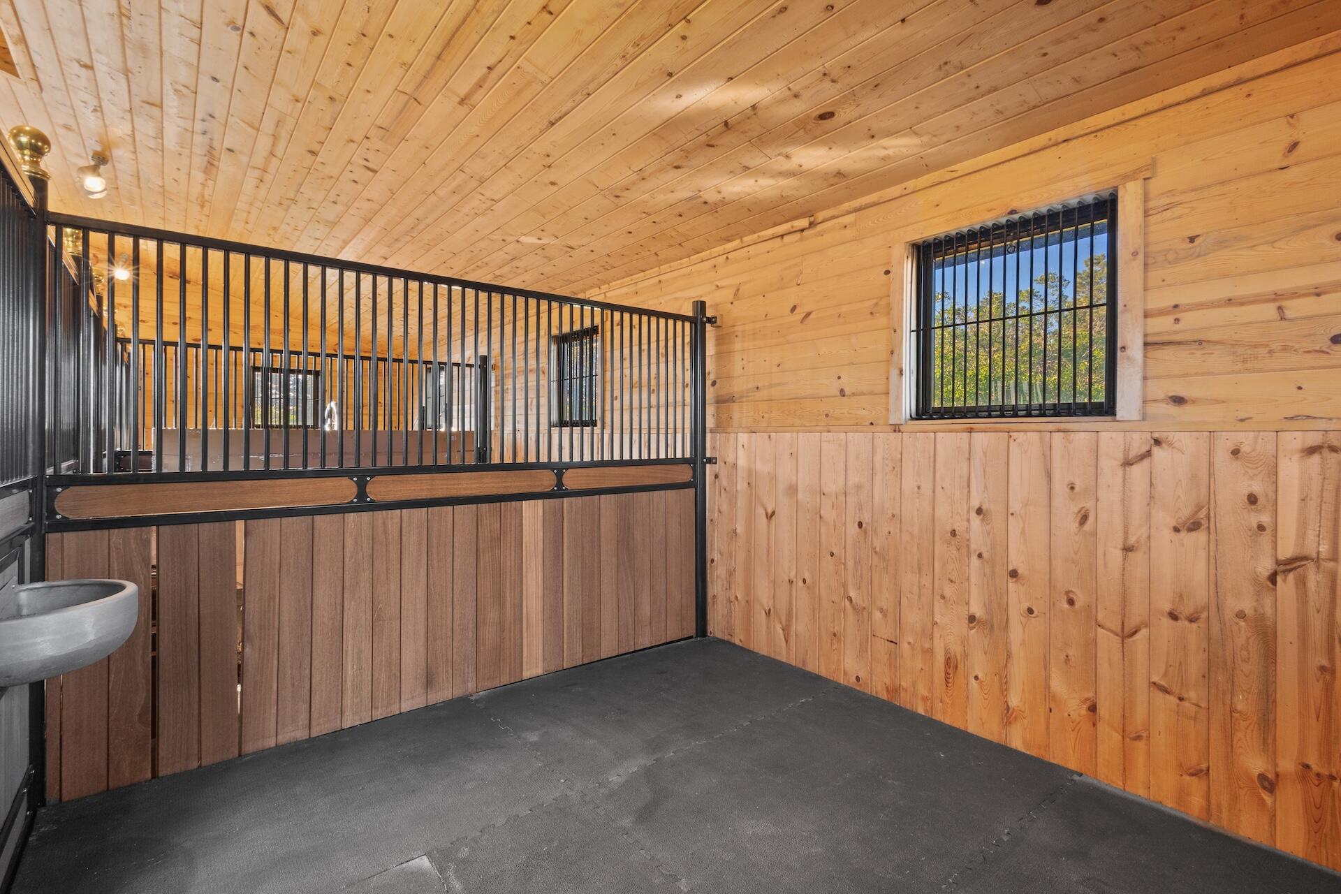 3289 Laughing Dog Road