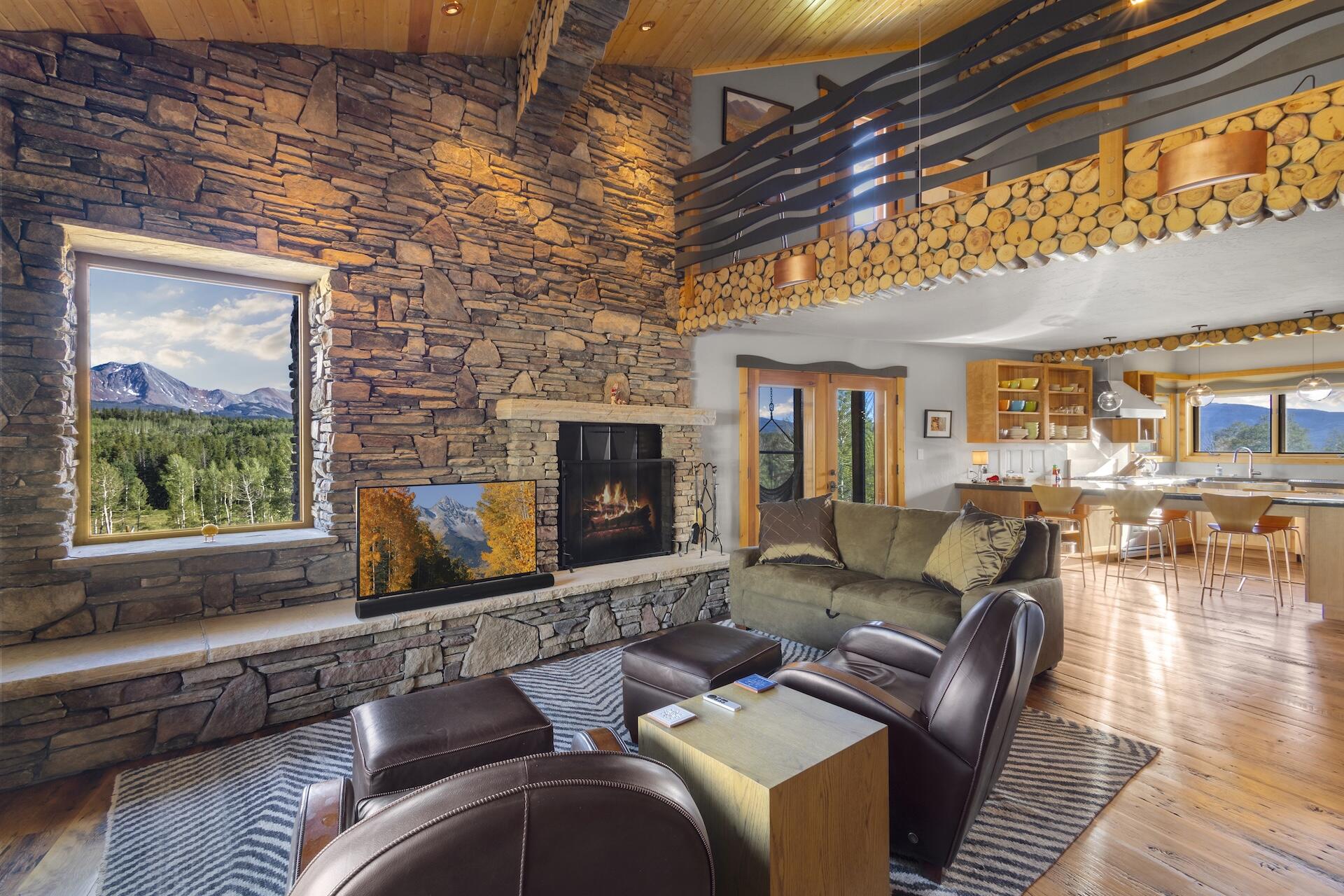 8076 County Road M44