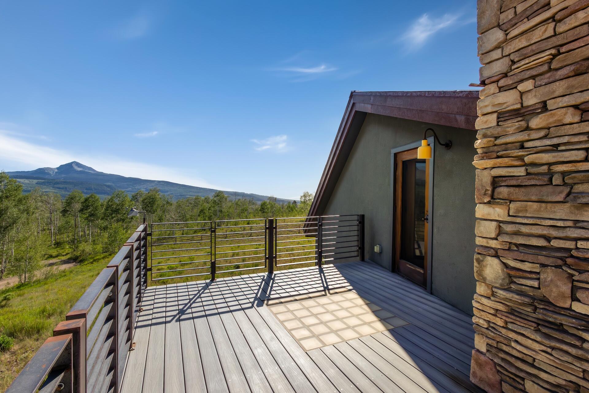 8076 County Road M44