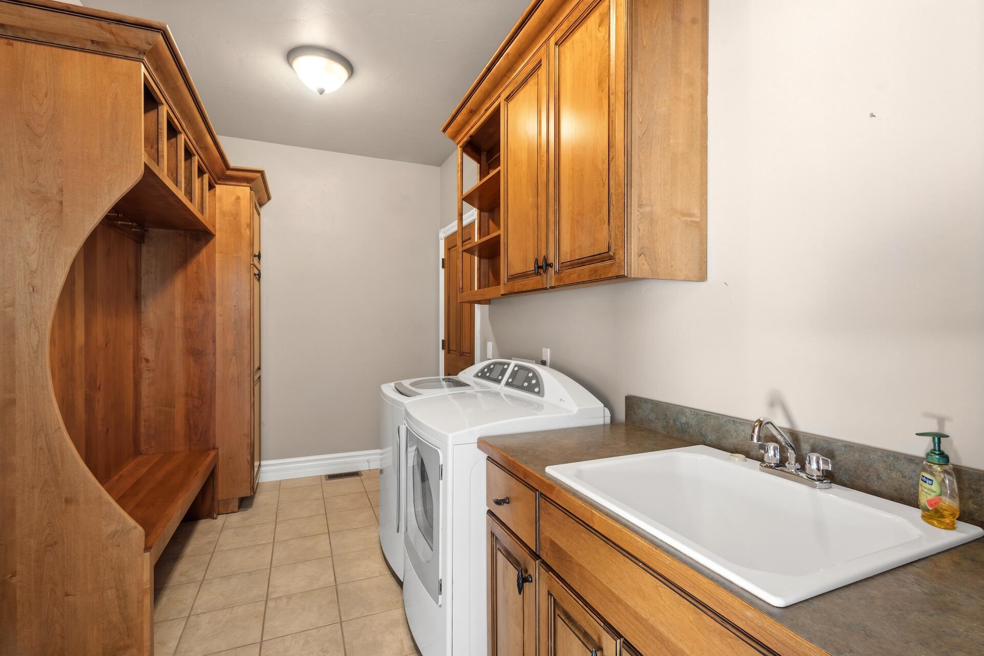 3339 Ivory Court