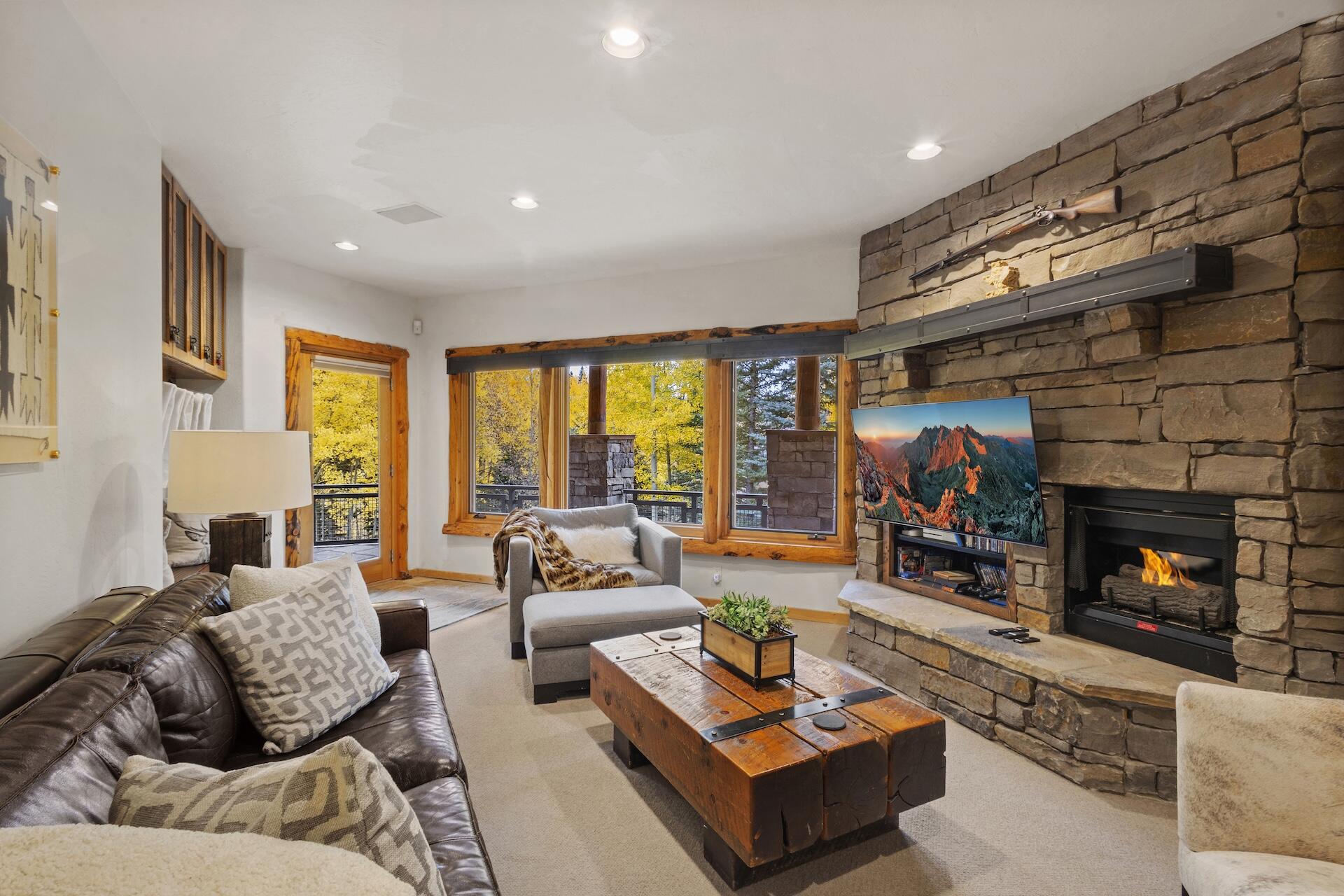 131 Vischer Drive