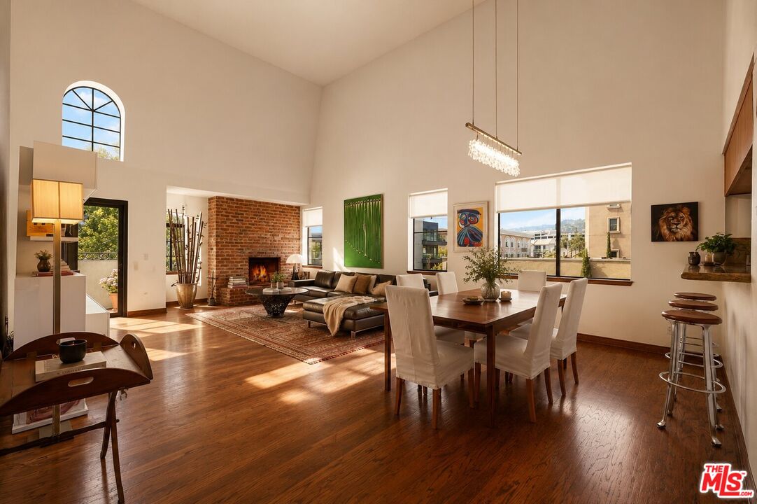 432 S Hamel Rd Unit: 303
