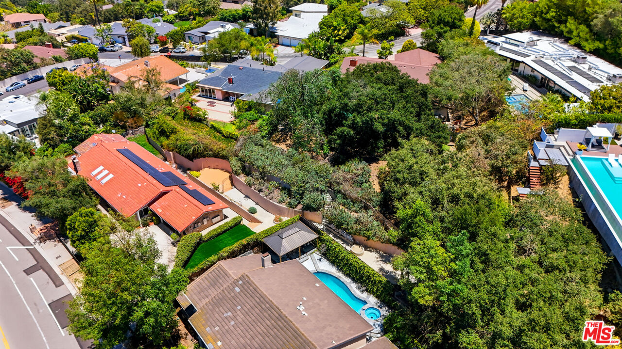 3160 Sepulveda Blvd