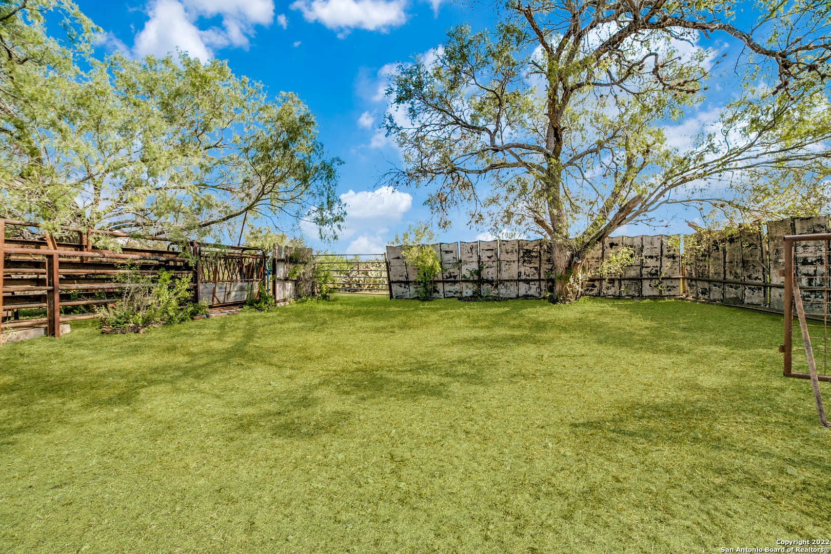 200 Acres in Kenedy TX | 000 CR 145