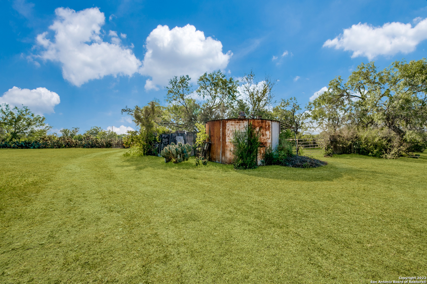 200 Acres in Kenedy TX | 000 CR 145