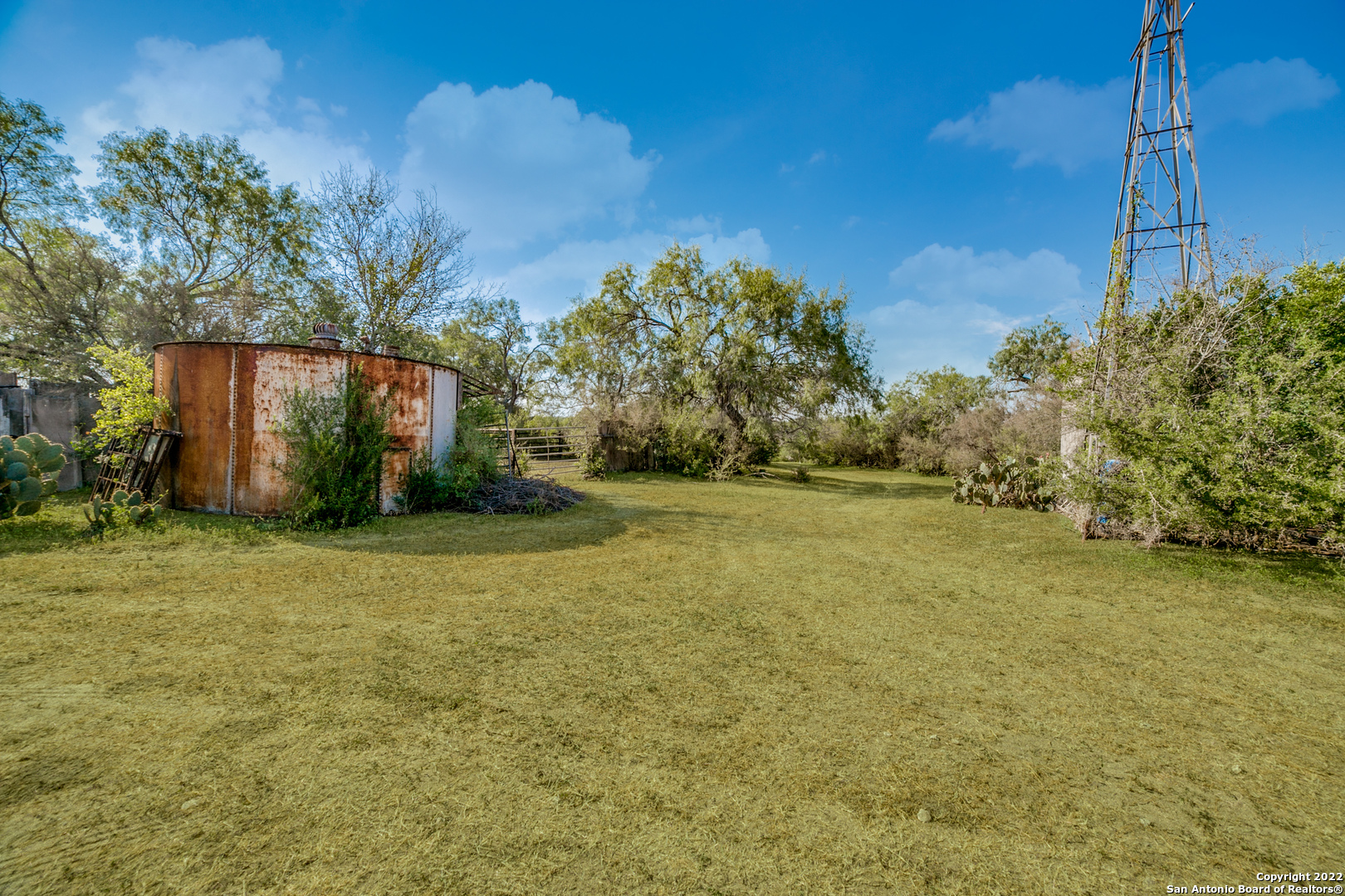 200 Acres in Kenedy TX | 000 CR 145
