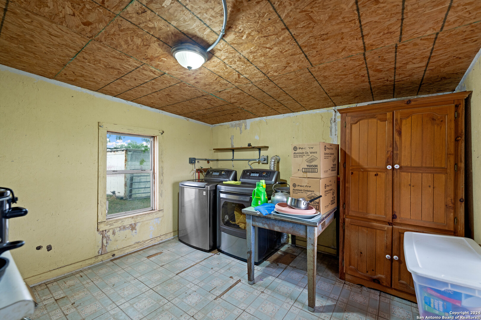 Bee County | 86.74+/- Acres 