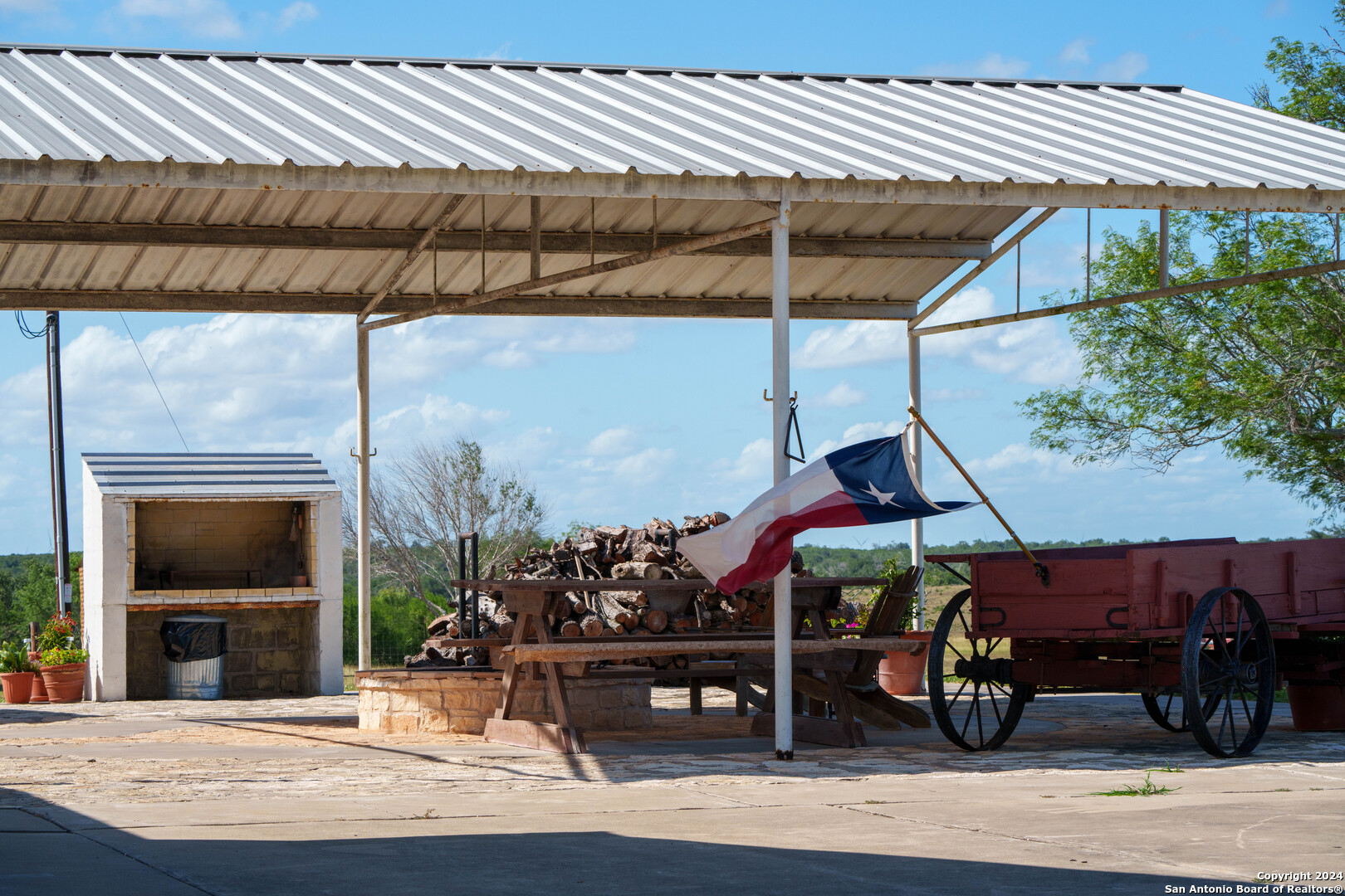 200.4 Acres in Bee County | Bella Vista Ranch | Turn-Key 