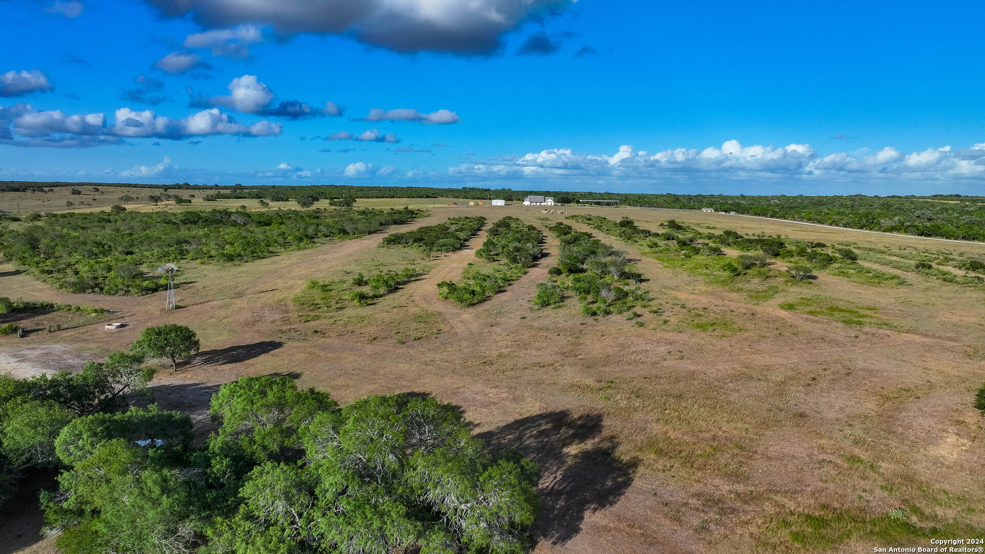 200.4 Acres in Bee County | Bella Vista Ranch | Turn-Key 