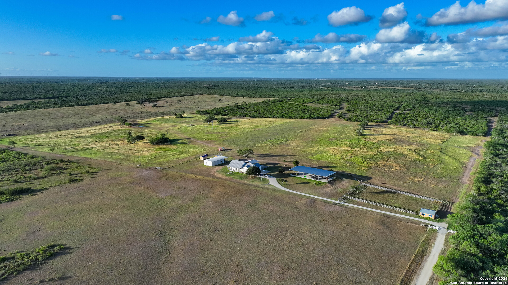 200.4 Acres in Bee County | Bella Vista Ranch | Turn-Key 